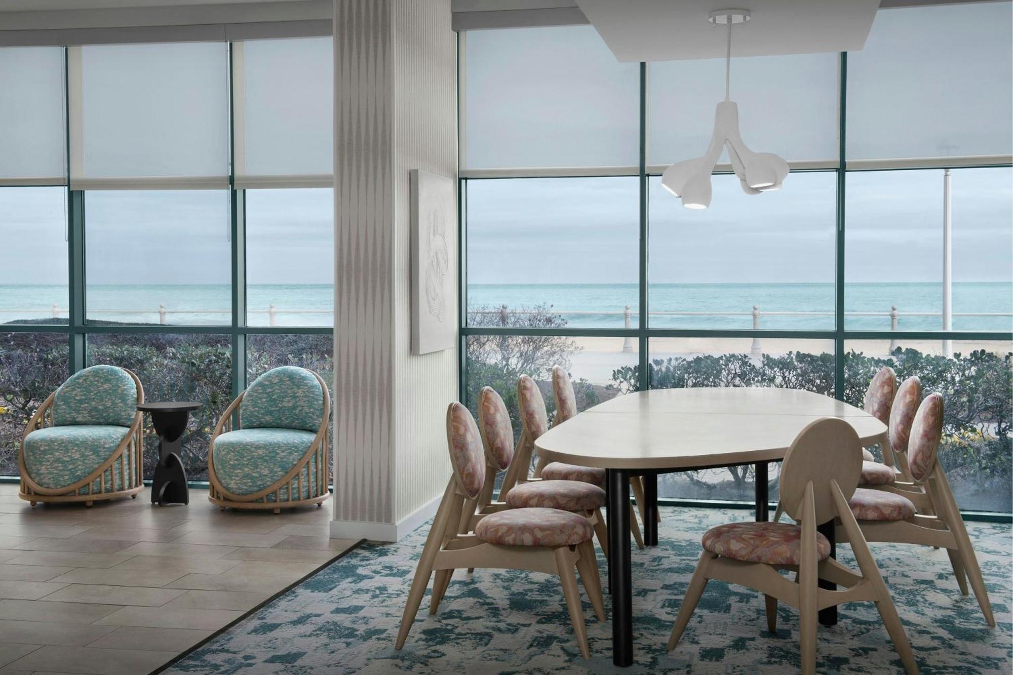 Courtyard Virginia Beach Oceanfront/South Buitenkant foto